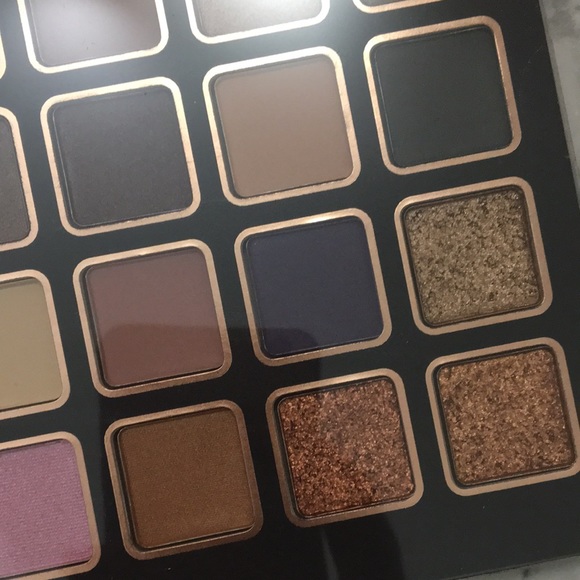 Bellapierre Rocky Road Eyeshadow Palette - Picture 7 of 10